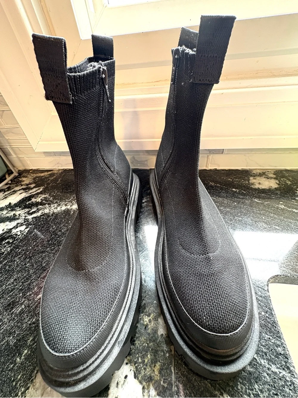 Zara boots. Side zip. Neoprene stretch upper. Size 34